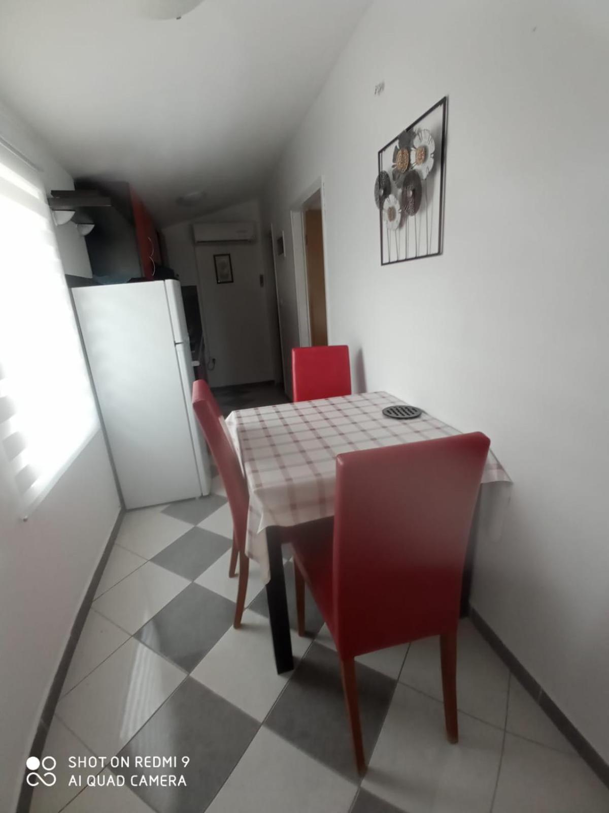 Apartmani Andelo, Tommy, Leon Bibinje Eksteriør billede