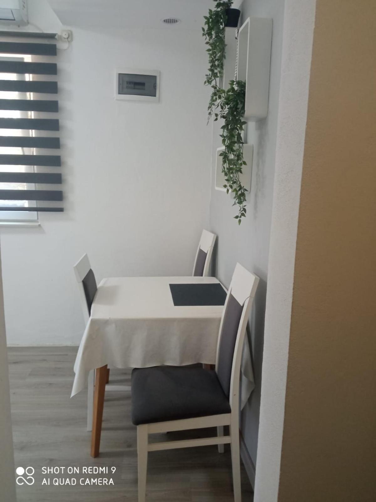 Apartmani Andelo, Tommy, Leon Bibinje Eksteriør billede