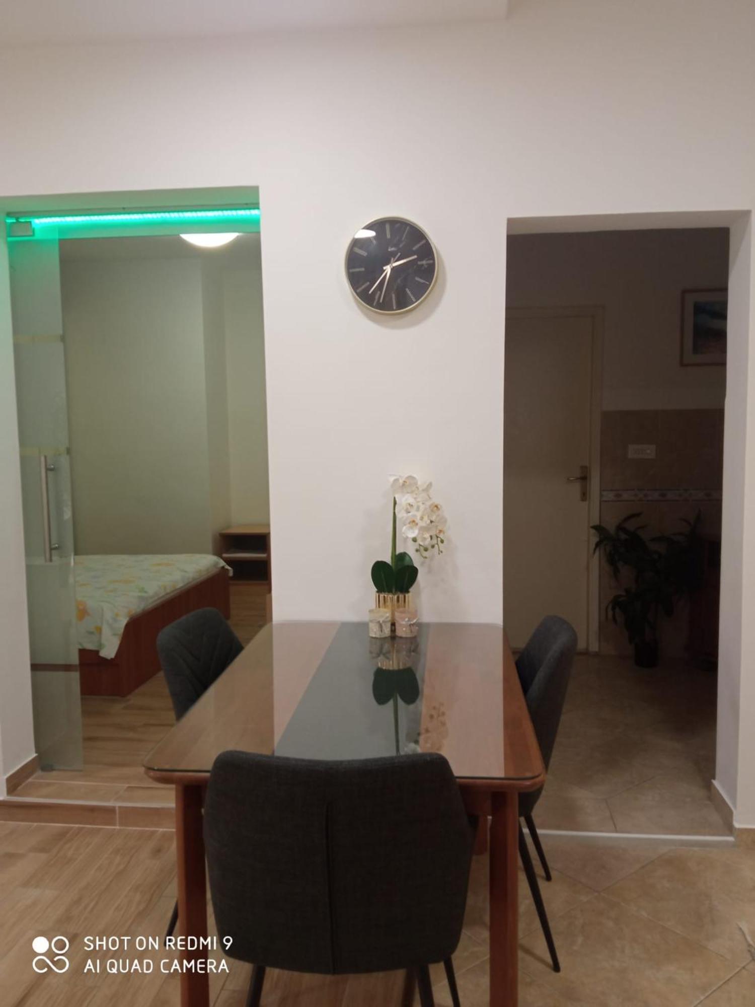 Apartmani Andelo, Tommy, Leon Bibinje Eksteriør billede